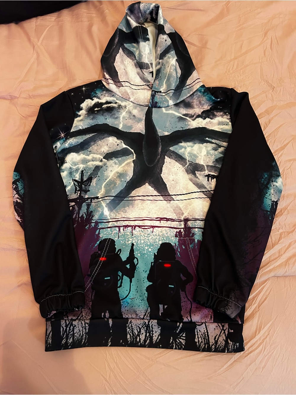 Stranger Things Hoodie with the Mind Flayer. Unisex. Size M. - Picture 2 of 6